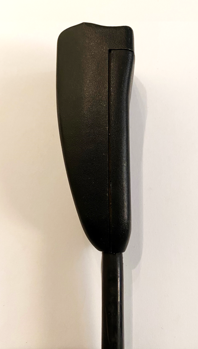 Unidentified press button buckle (side)